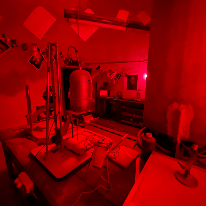 ‘I, Imposter (the darkroom)’ (2011)