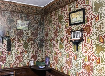 Painted interior of David Parr House 